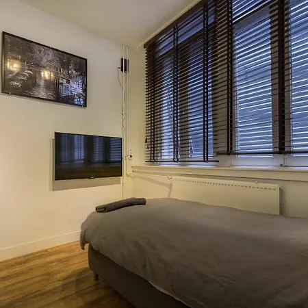 Canal View Otel Amsterdam
